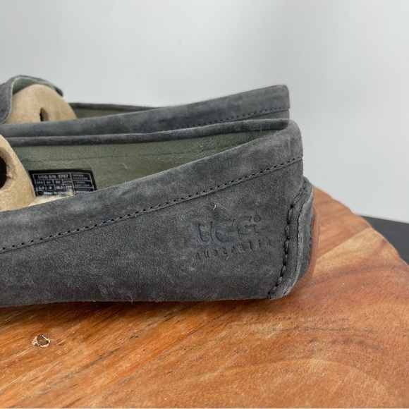 UGG | Retreat gray Sherpa Lined Suede Leather Loafers Moccasin 5767 Women's 5.5 - Picture 5 of 7